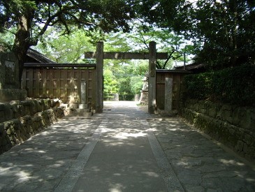 岡崎市のお寺 荒井山 九品院